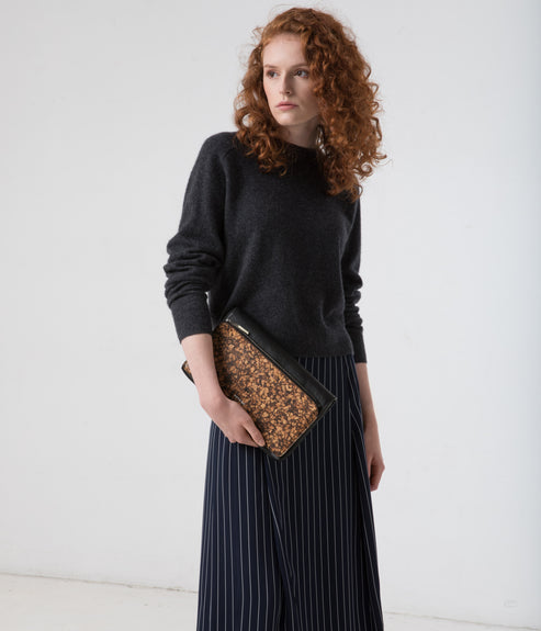 variant:: cork -- petite cork cork