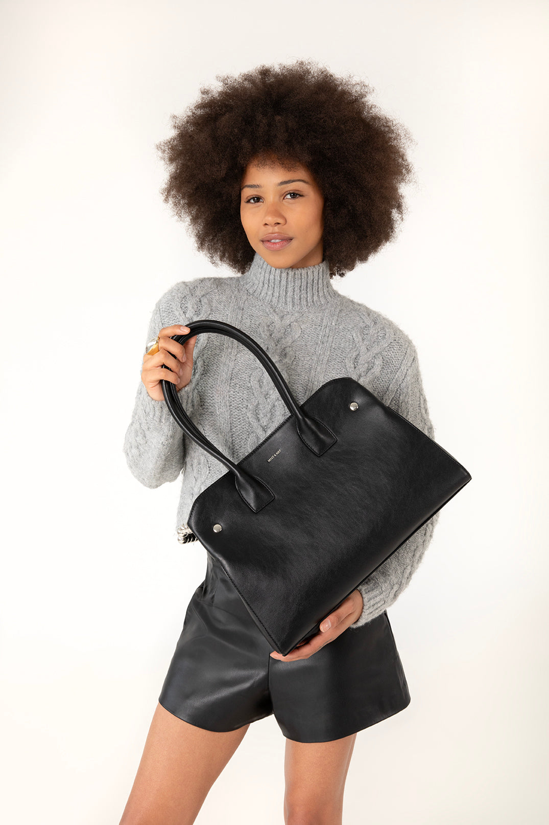 DILA Vegan Tote Bag – Forum | Color: Black - variant::black