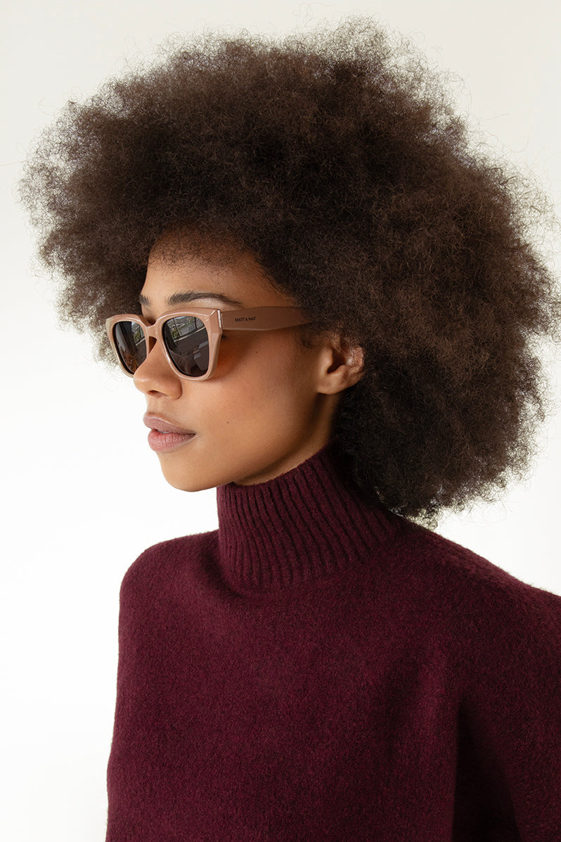 Asuna Classic Sunglasses | Color: Brown - variant::brown