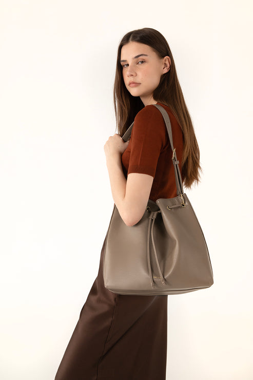 JAN Vegan Bucket Bag – Theme | Color: Coffee - variant::coffee