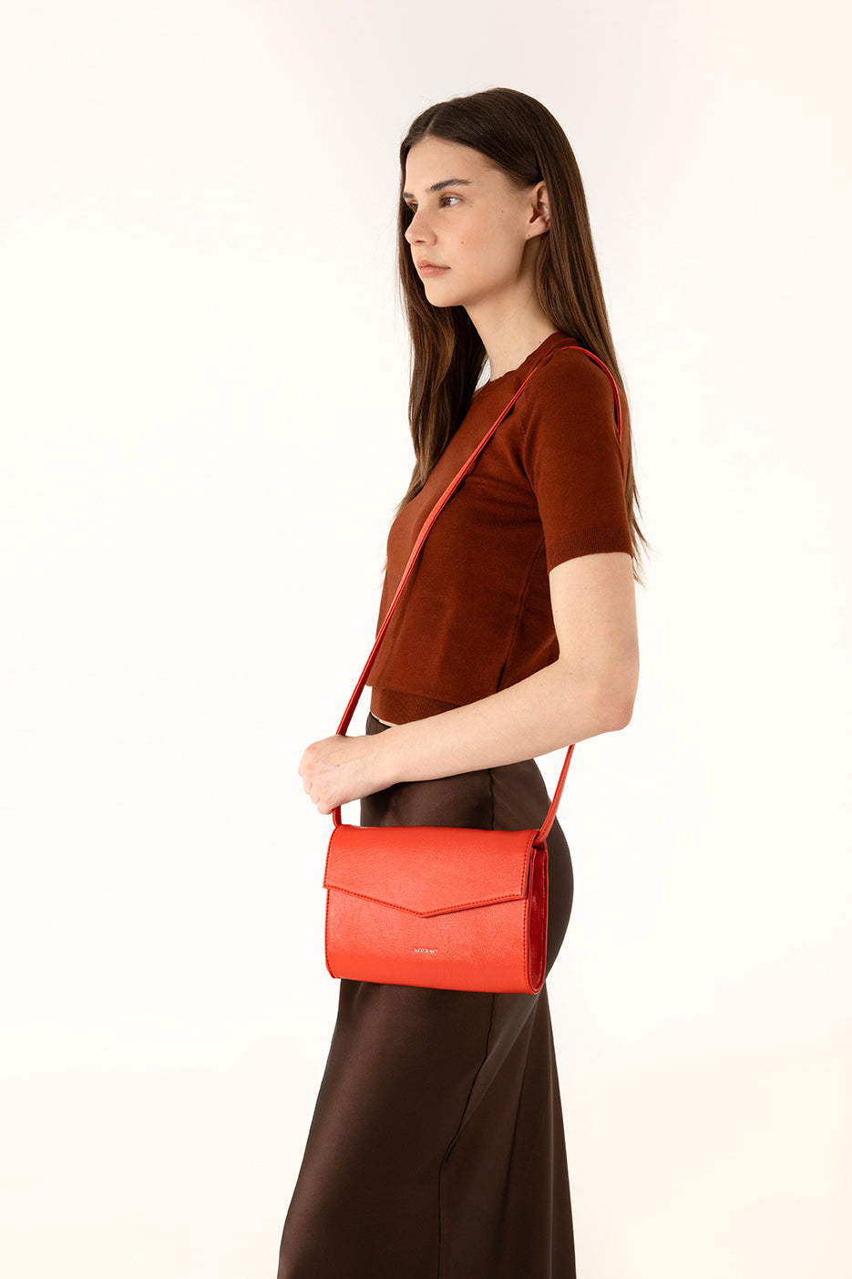 LILIAN Vegan Clutch – Theme | Color: Tomato - variant::tomato