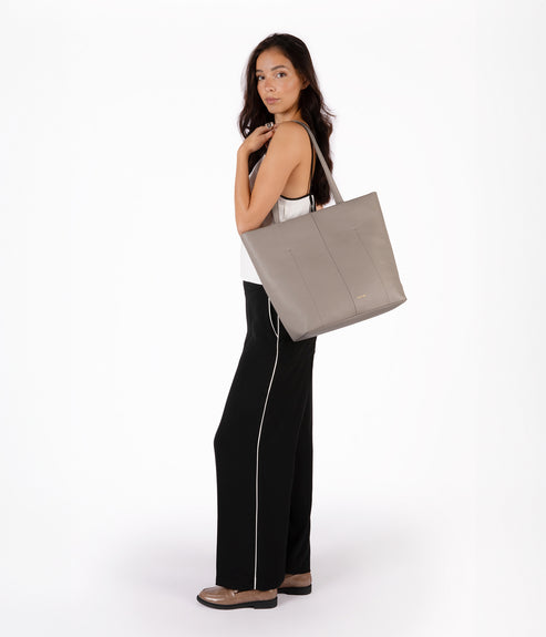 NATALIA Vegan Tote Bag – Grain | Color: Fudge - variant::fudge