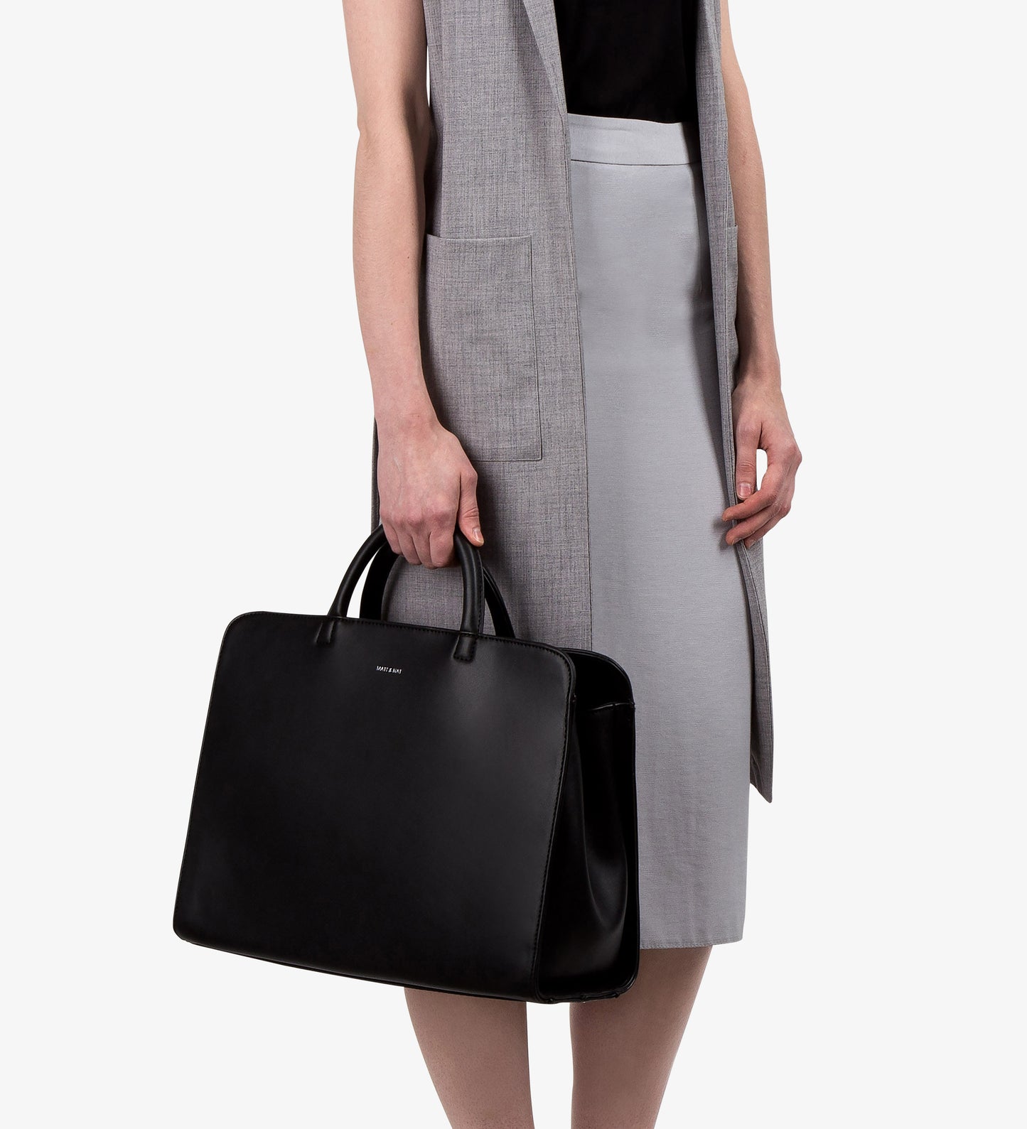 variant:: black -- tia loom black