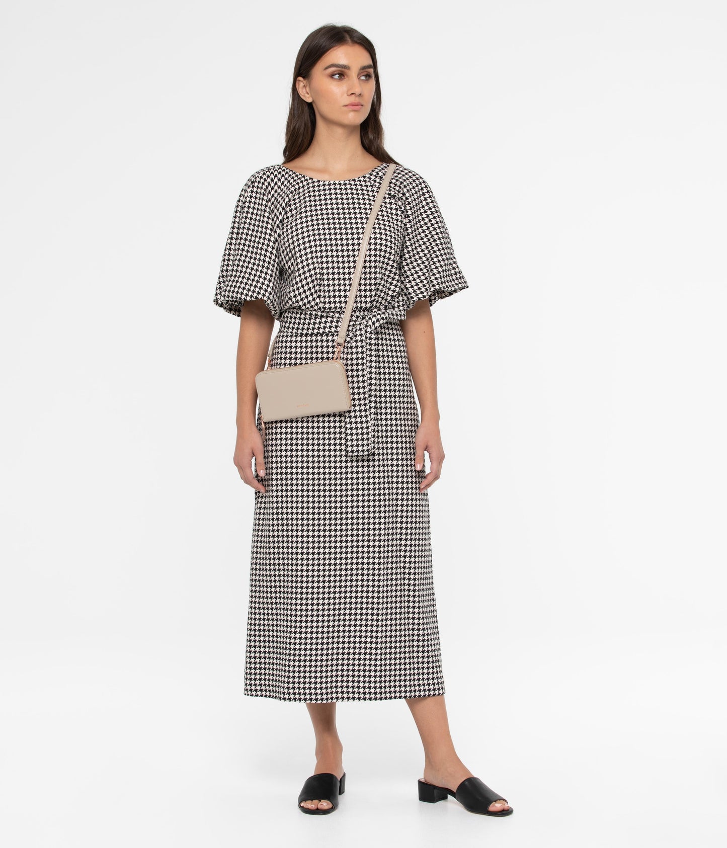 INVER Vegan Crossbody Bag - Loom | Color: Beige - variant::veil