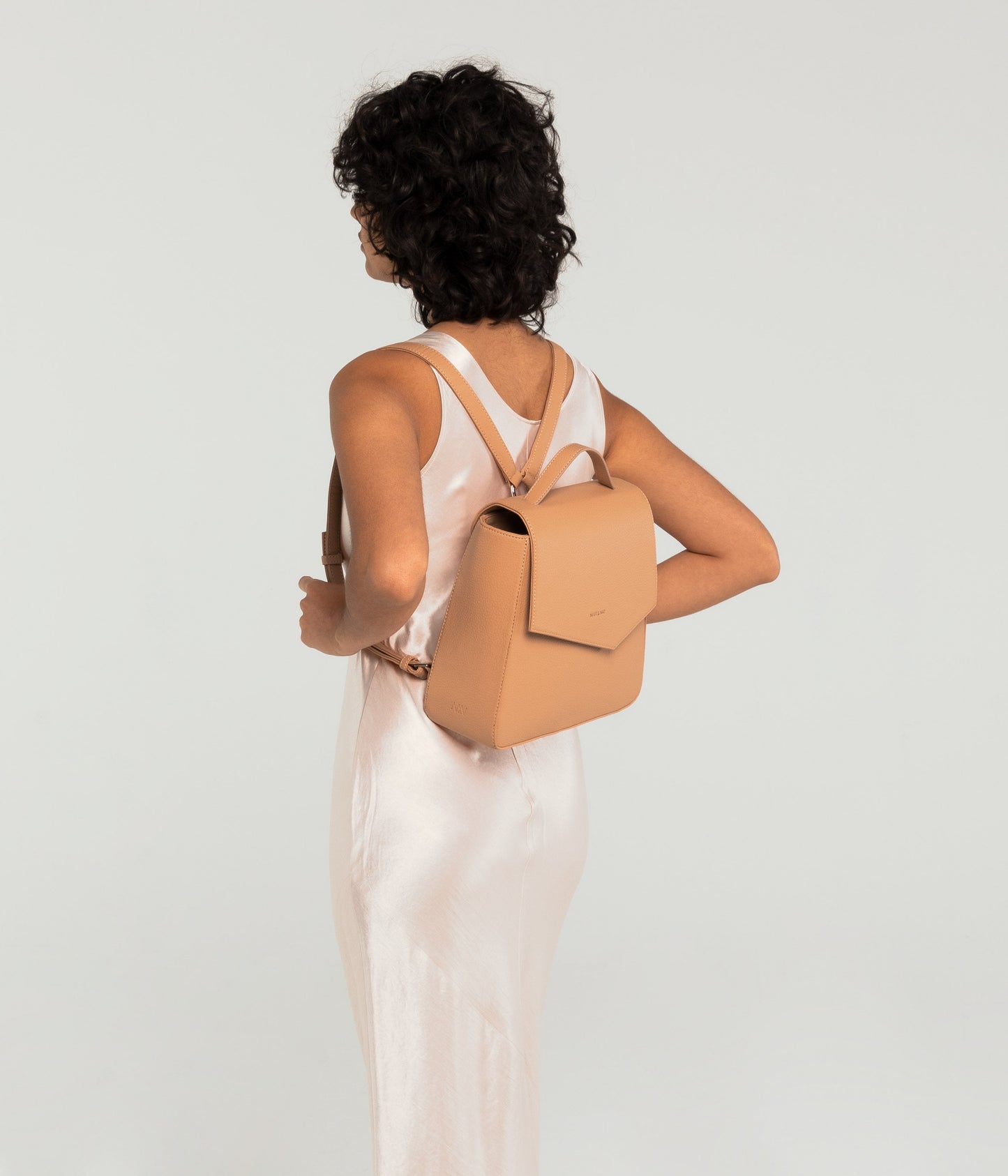 QUENA Vegan Backpack - Purity | Color: Tan - variant::carotene