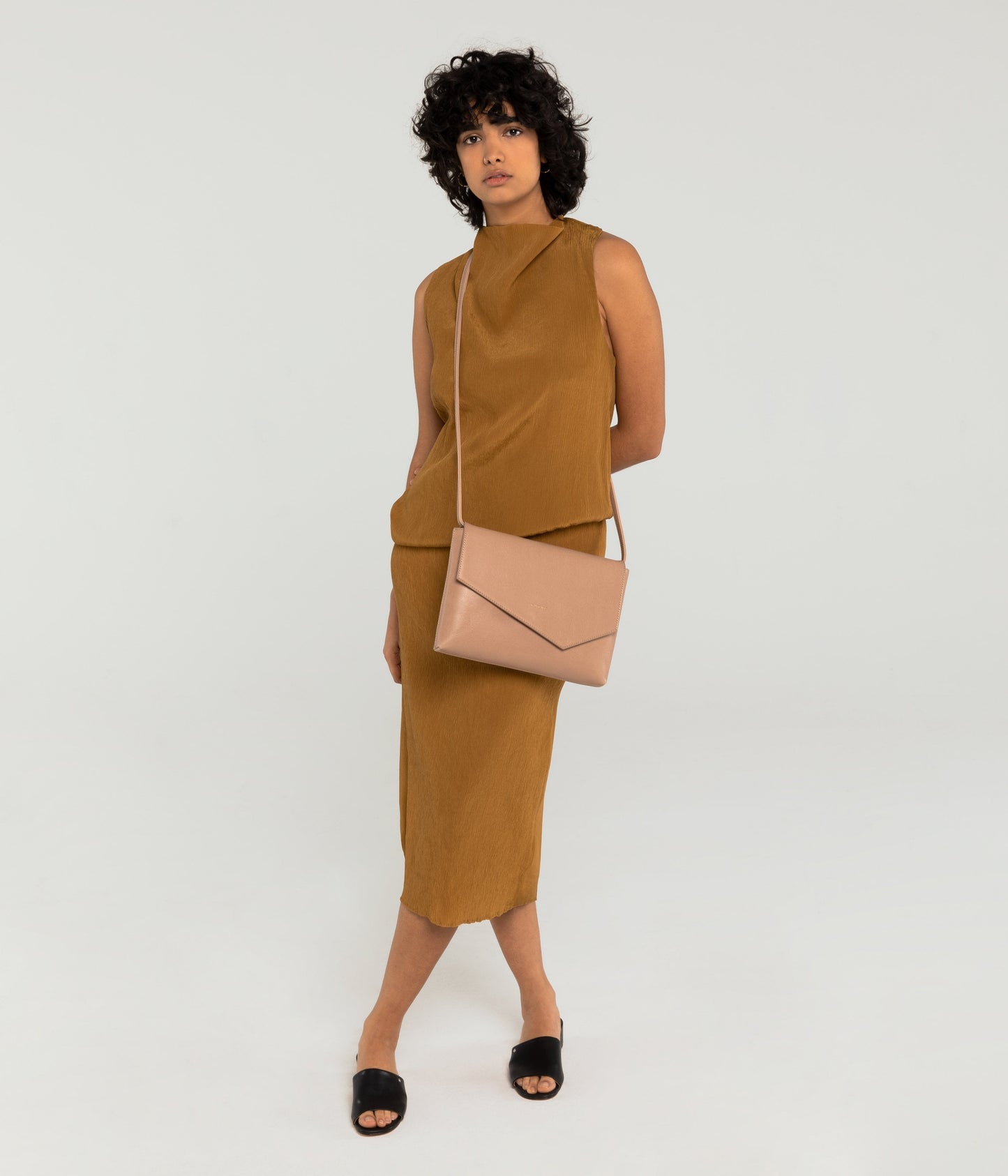 RIYA Vegan Clutch - Vintage | Color: Beige - variant::seed