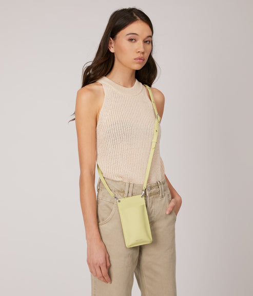 CUE Vegan Crossbody Phone Bag - Purity | Color: Beige - variant::scone