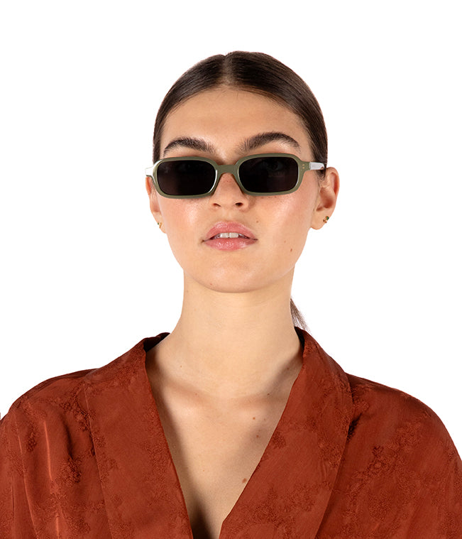 MENDI Classic Sunglasses | Color: Green - variant::green