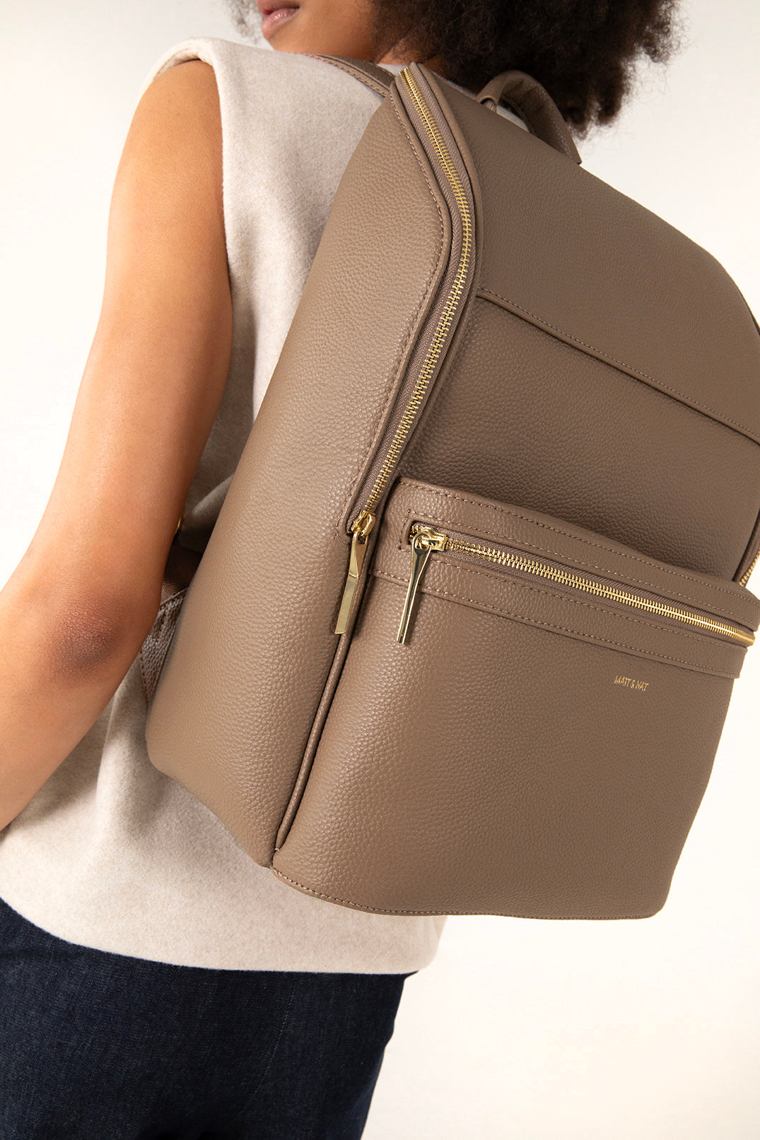 REMI Vegan Backpack – Grain | Color: Toffee - variant::toffee