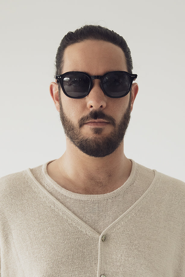 NIKA Round Foldable Sunglasses | Color: Black - variant::black