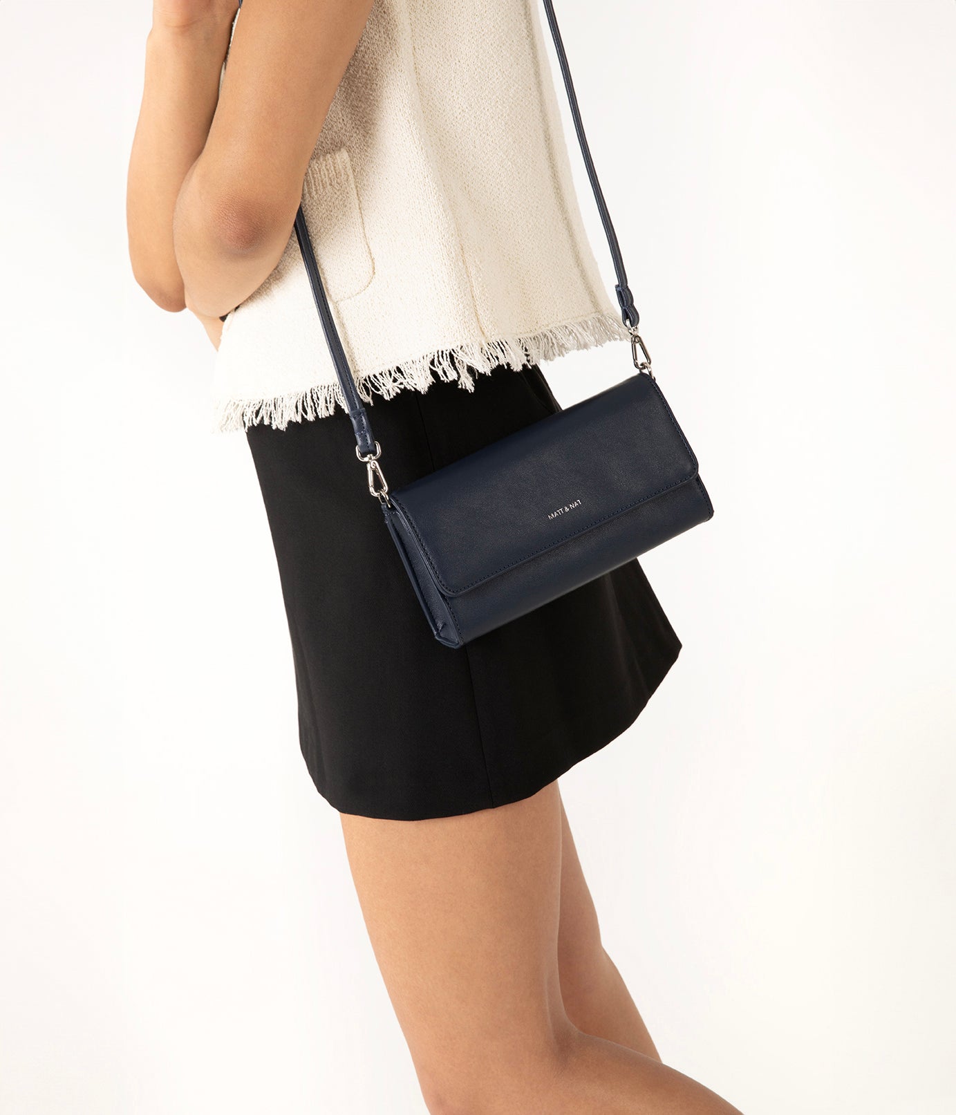 DREW FULL Vegan Crossbody Bag – Forum | Color: Cocoa - variant::cocoa