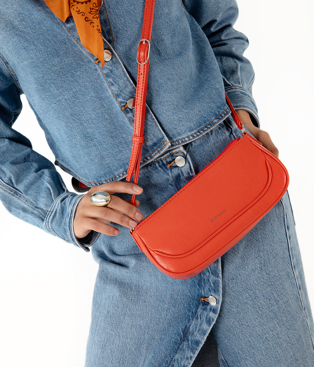 BUDDY Vegan Crossbody Bag – Theme | Color: Lunar - variant::lunar