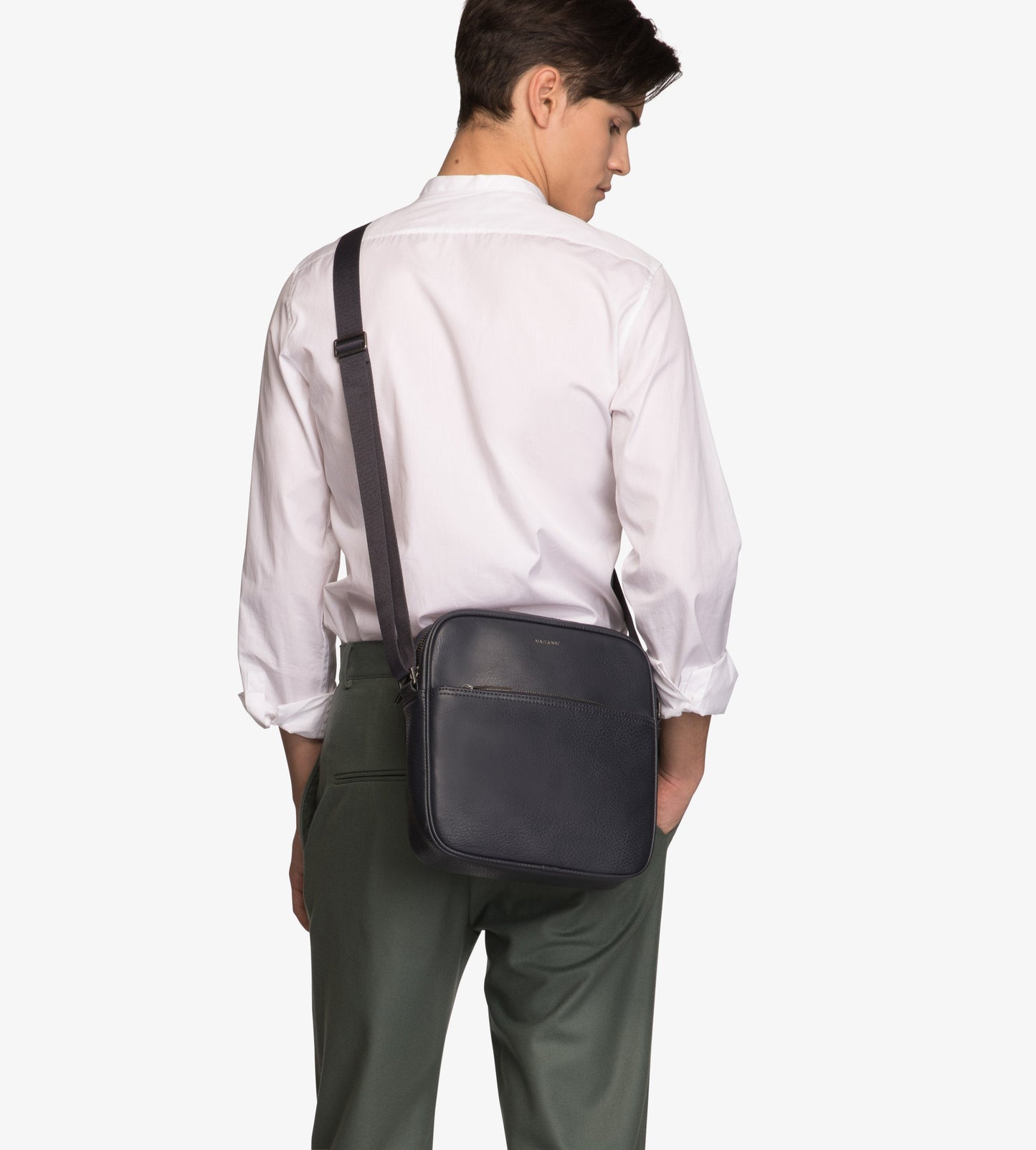 variant::black-- coensm dwell black