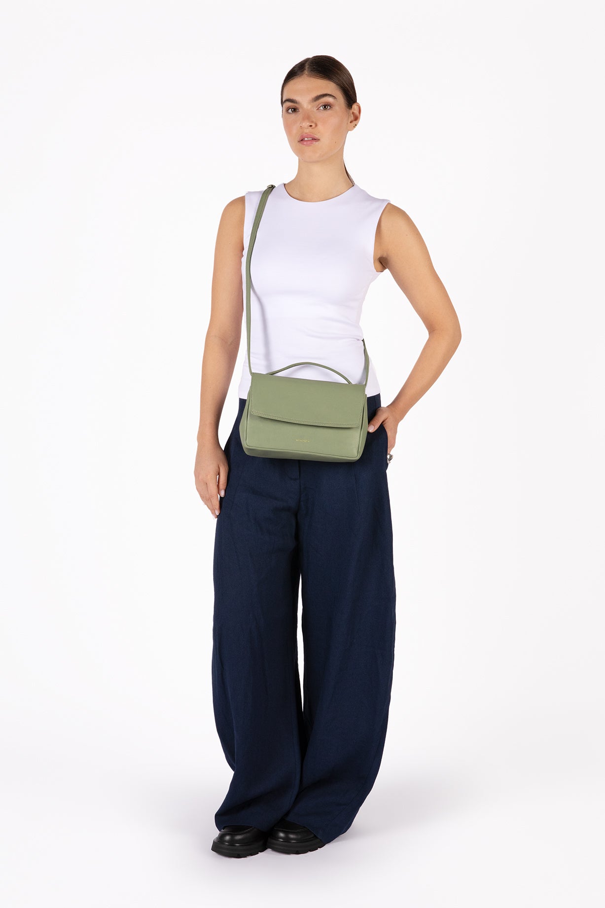 JODI Vegan Crossbody Bag – Forum | Color: Sable - variant::sable